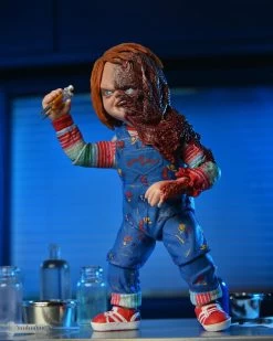 NECA *PRE-ORDER Chucky (TV Series) 7" Inch Action Figure - Ultimate Chucky -Child Toy Store 42124 unp 4 scaled 1
