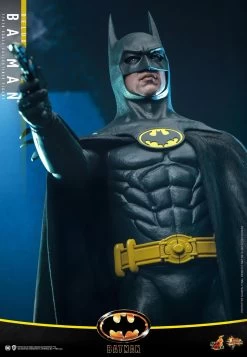 *PRE-ORDER Batman (Deluxe) - Batman 1989 Hot Toys Collectibles 1/6 Scale Action Figure -Child Toy Store batman deluxe version dc comics gallery 63ebd0af32de1