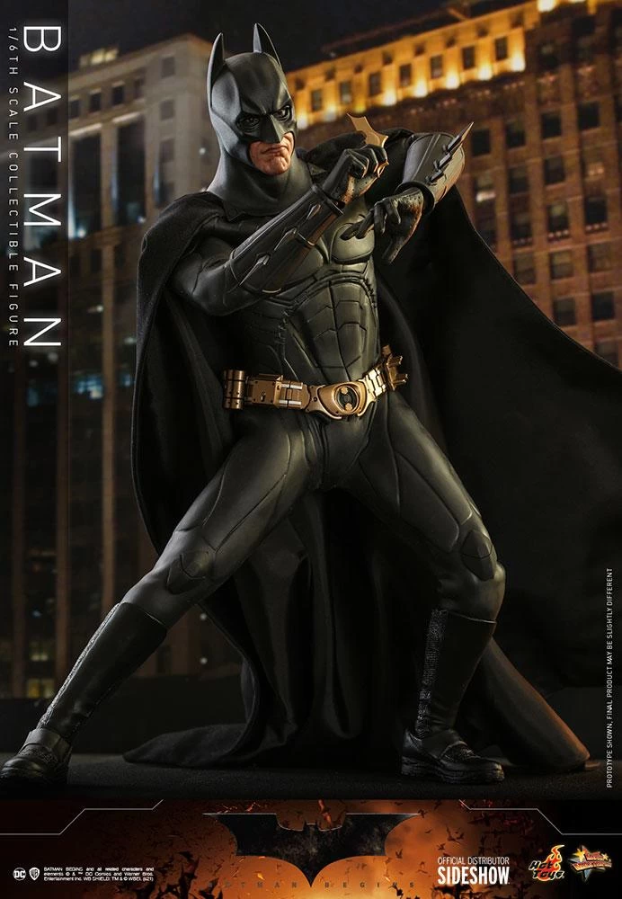 Batman - Batman Begins Hot Toys Collectibles 1/6 Scale Action Figure 2 Batman - Batman Begins Hot Toys Collectibles 1/6 Scale Action Figure - Image 2