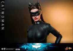 *PRE-ORDER Catwoman - Batman: The Dark Knight Hot Toys Collectibles 1/6 Scale Action Figure -Child Toy Store catwoman dc comics gallery 61b0332963fde