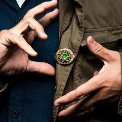 Marvel Dr Strange Eye Of Agamotto Light Up Pin -Child Toy Store drsteyelupin02 2 800x800 1