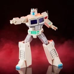 Hasbro Transformers Generations Deluxe Action Figure RED - Ultra Magnus -Child Toy Store f0745 prod tra redultramagnus 0005 s