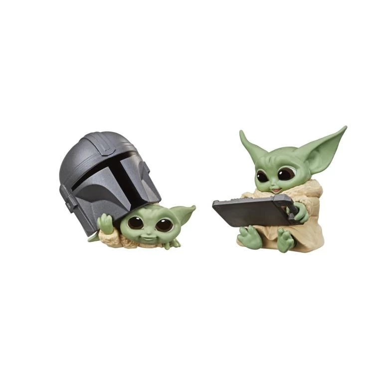 Hasbro Star Wars The Mandalorian The Child Baby Bounties Wave 3 - Helmet & Datapad 2 Hasbro Star Wars The Mandalorian The Child Baby Bounties Wave 3 - Helmet & Datapad - Image 2
