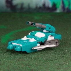 Hasbro Transformers Buzzworthy Bumblebee Action Figure - Troop Builder Multipack 19 Hasbro Transformers Buzzworthy Bumblebee Action Figure - Troop Builder Multipack -Child Toy Store f7133 dio tra bb gen legacy multipack 0016 2000px 300dpi