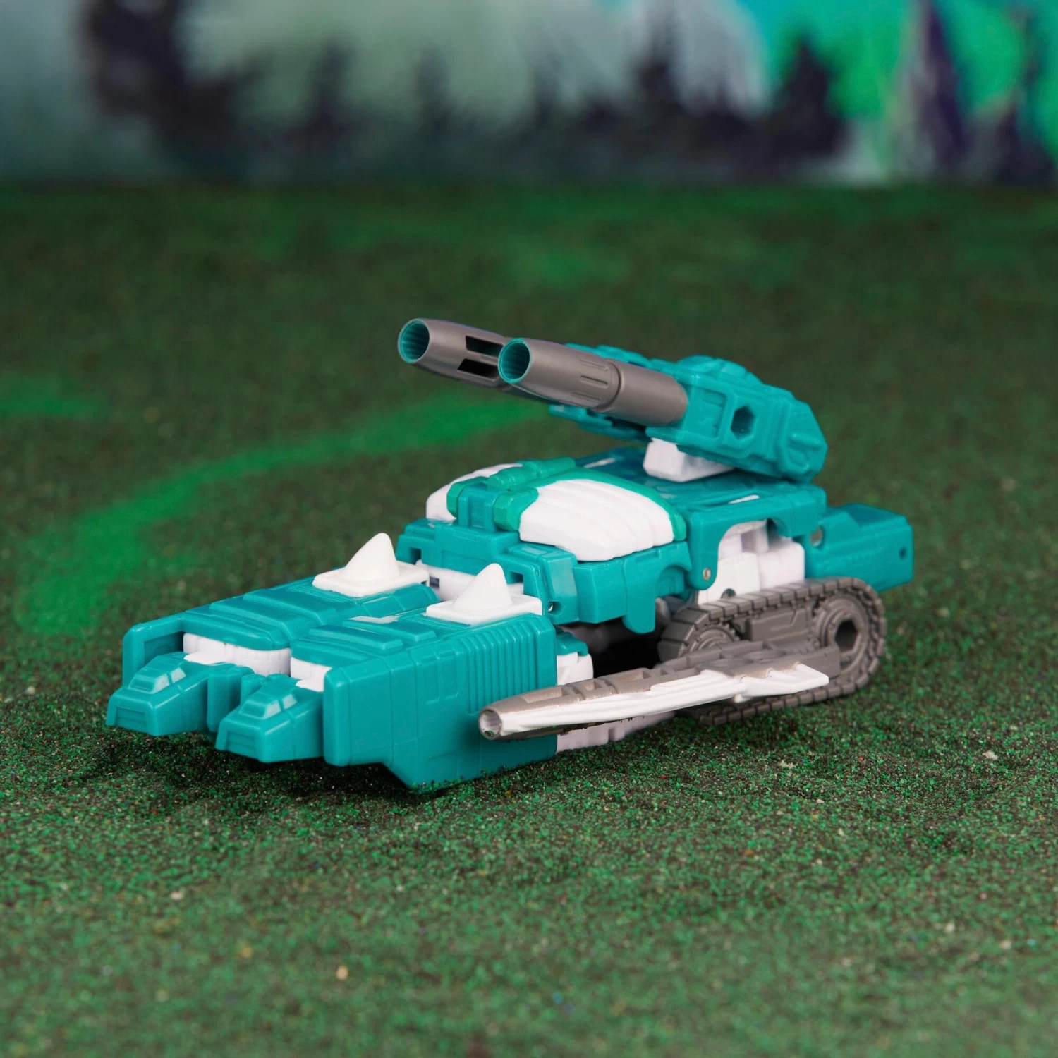 Hasbro Transformers Buzzworthy Bumblebee Action Figure - Troop Builder Multipack 10 Hasbro Transformers Buzzworthy Bumblebee Action Figure - Troop Builder Multipack - Image 10