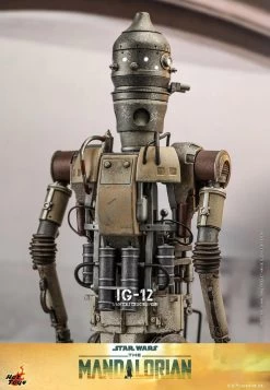 *PRE-ORDER IG-12 (The Mandalorian) - Star Wars Hot Toys Collectibles 1/6 Scale Action Figure -Child Toy Store ig 12 gallery 64909637b2a2b