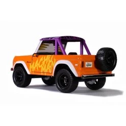 Jada Toys WWE - 1973 Ford Bronco With Macho Man (Randy Savage) Figure Hollywood Rides 1:24 Scale Die Cast Vehicle -Child Toy Store ja32046 2 800x800 1