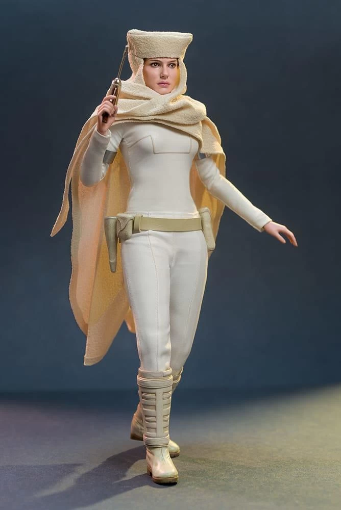 *PRE-ORDER Padme Amidala - Star Wars Hot Toys Collectibles 1/6 Scale Action Figure 3 *PRE-ORDER Padme Amidala - Star Wars Hot Toys Collectibles 1/6 Scale Action Figure - Image 3