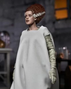 NECA Universal Monsters Ultimate 7 Inch Scale Action Figure - Bride Of Frankenstein -Child Toy Store unnamed 62739